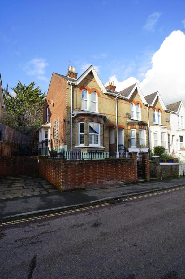 Nutcroft, Cowes Villa Cowes  Exterior photo